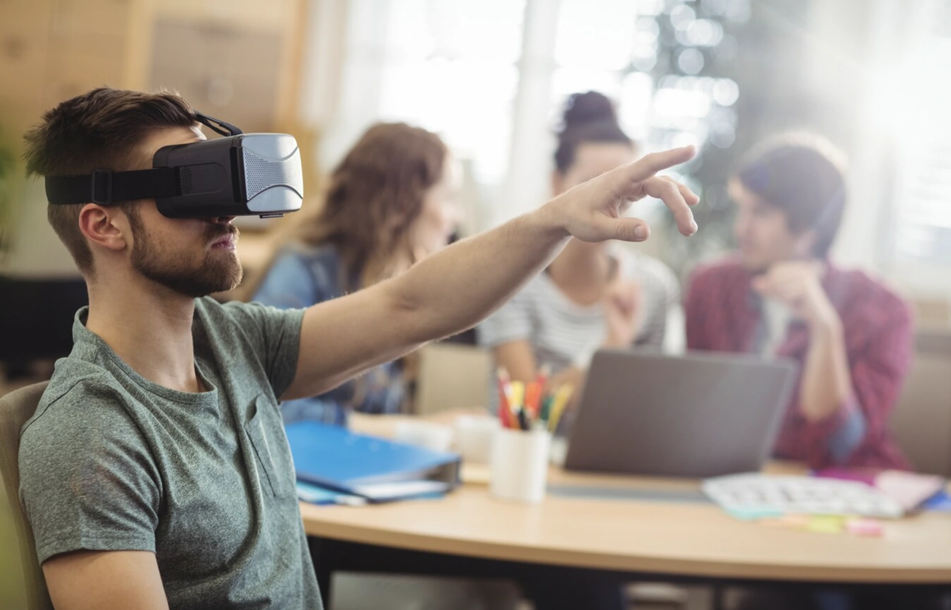 Meta espande l&rsquo;educazione con le &ldquo;Metaversit&agrave;&rdquo; Digital Twin in tutta Europa