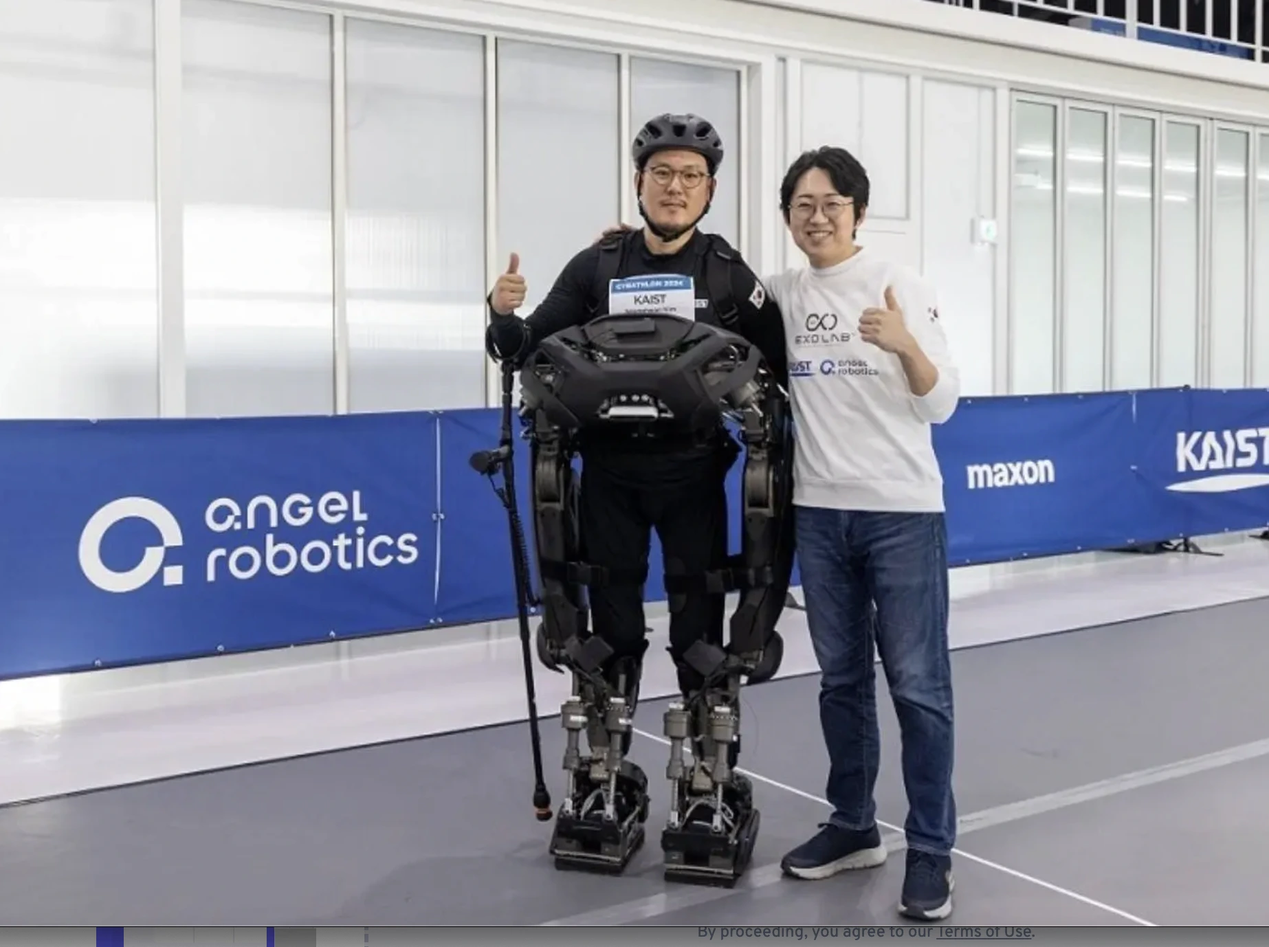 Avanzato Robot Indossabile Offre Mobilit&agrave; agli Utenti Paraplegici