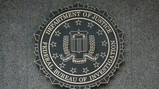 Il Rapporto dell’FBI Rivela che Truffatori hanno Rubato Oltre 16 Miliardi di Dollari nel 2024