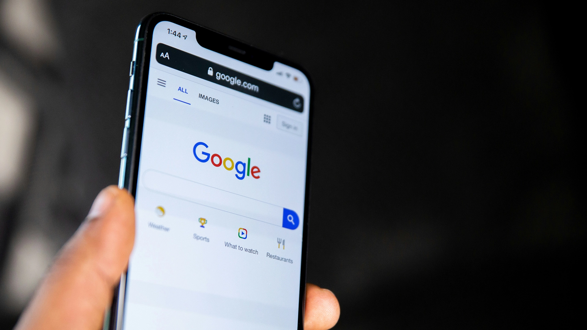Google Aggiunge Riassunti AI al Feed Discover